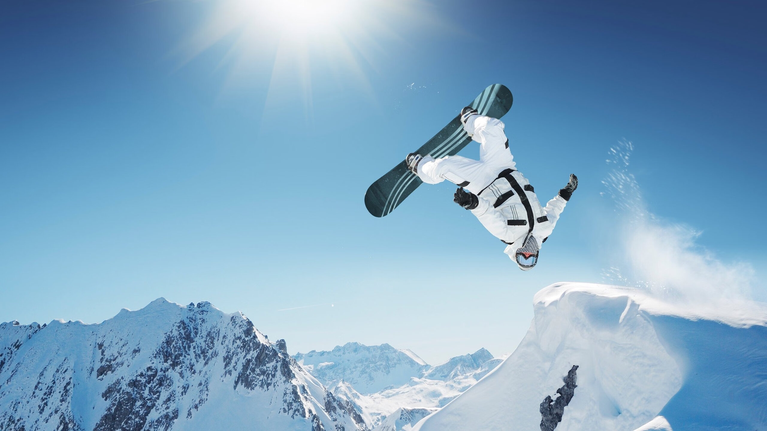 末节之王展翅！老鹰逆风翻盘，克莱致命三分锁定胜局