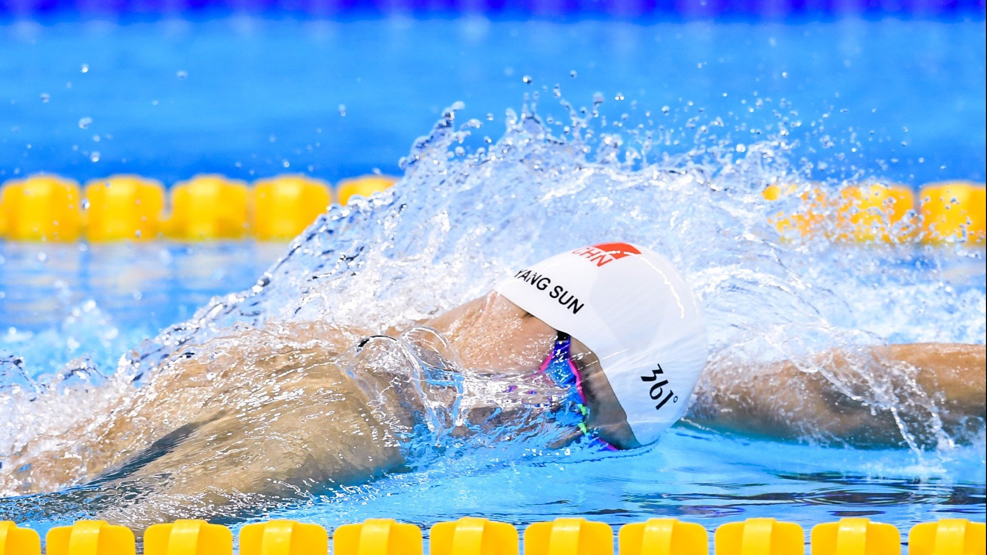 法网险胜美网，蒂姆刷新纪录背后的红土传奇